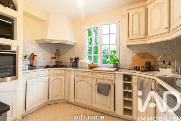 Maison à vendre 8 pièces 225 m² Juziers