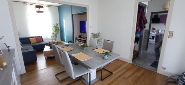 Maison Commentry, 3 chambres, sous / sol et double garage Commentry