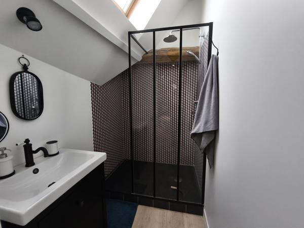 Maison 8 pièces - 240 m²