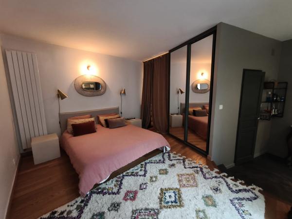 Maison 8 pièces - 240 m²