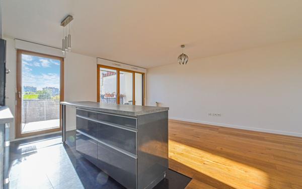 Appartement à vendre    3 pièces • 70,31 m2 Montreuil