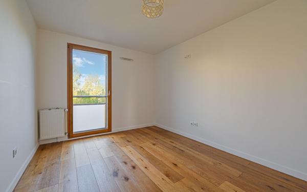 Appartement à vendre    3 pièces • 70,31 m2 Montreuil