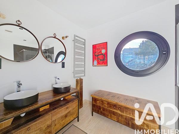 Maison à vendre 7 pièces 180 m² Suresnes