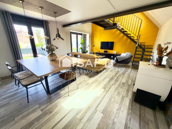 Posez vos valises dans cette élégante maison connectée avec jardin, piscine et terrasse