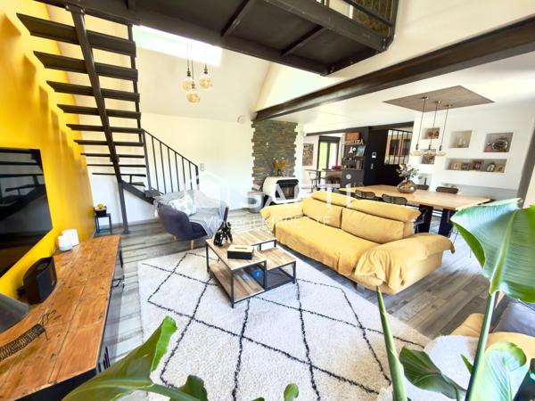 Posez vos valises dans cette élégante maison connectée avec jardin, piscine et terrasse
