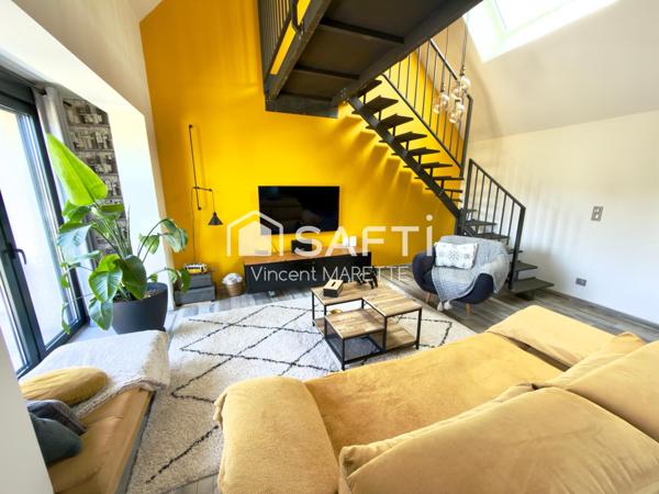 Posez vos valises dans cette élégante maison connectée avec jardin, piscine et terrasse