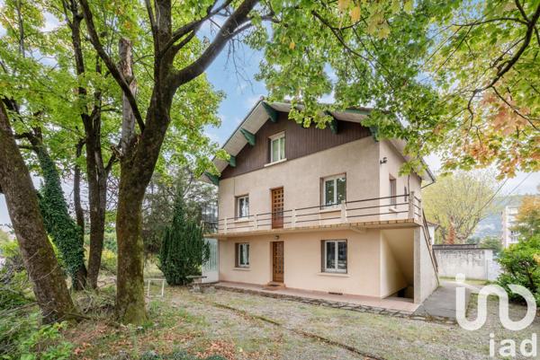 Maison à vendre 7 pièces 156 m² Échirolles
