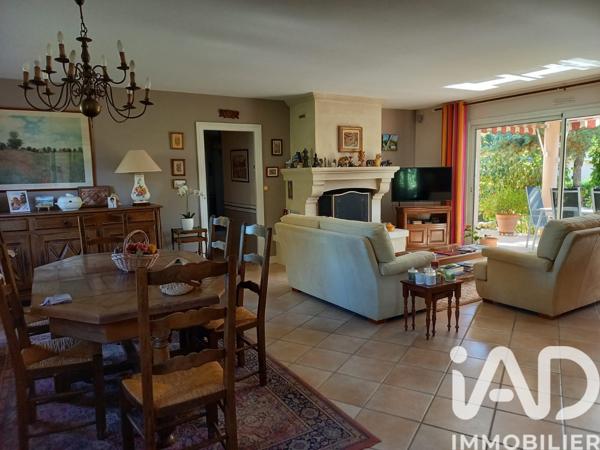 Maison à vendre 5 pièces 146 m² Léognan
