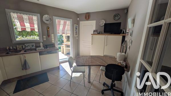 Maison à vendre 5 pièces 146 m² Léognan