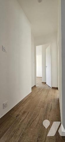 Maison Neuve - 5 chambres - 5 salles d'eau - Pièce de vie 64m²