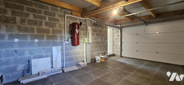 Maison Neuve - 5 chambres - 5 salles d'eau - Pièce de vie 64m²