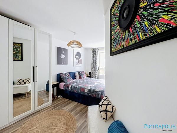 EN EXCLUSIVITÉ – Coup de cœur au cœur de Tarare : appartement rénové de 80 m² avec 3 chambres