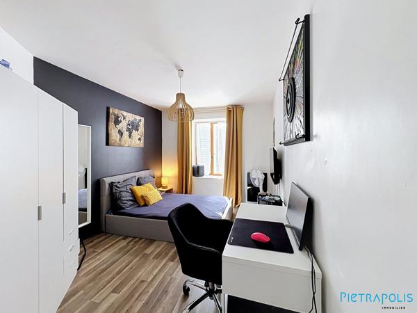 EN EXCLUSIVITÉ – Coup de cœur au cœur de Tarare : appartement rénové de 80 m² avec 3 chambres