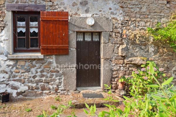 Maison de Charme en Pierre 69 m² - 3 pièces - 2 Chambres - Terrasse - DOMPIERRE LES EGLISES (87)