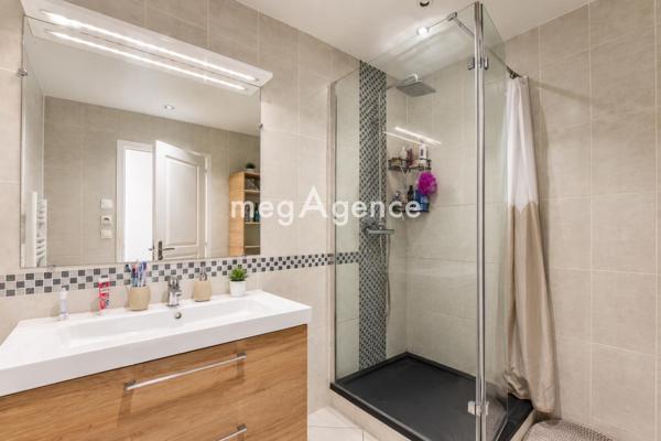 Maison à LA RICAMARIE, 42150 - 6 pièces 156m²