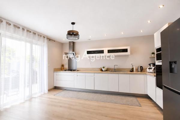 Maison à LA RICAMARIE, 42150 - 6 pièces 156m²