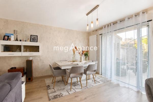 Maison à LA RICAMARIE, 42150 - 6 pièces 156m²