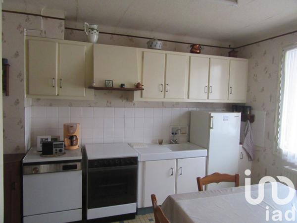 Maison 5 pièces de 86 m² à Moncoutant (79320)