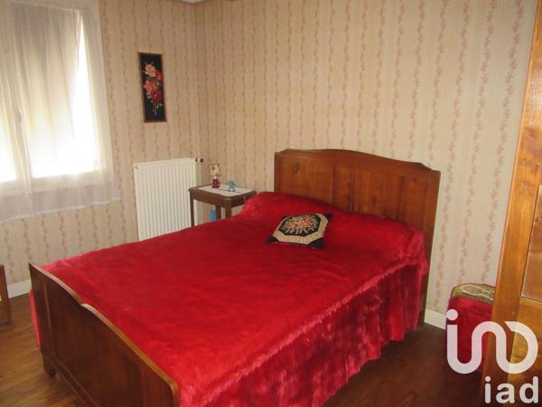 Maison 5 pièces de 86 m² à Moncoutant (79320)