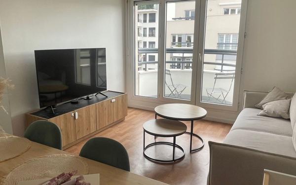 Appartement à louer    2 pièces • 44,52 m2 Suresnes