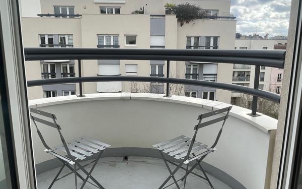 Appartement à louer    2 pièces • 44,52 m2 Suresnes