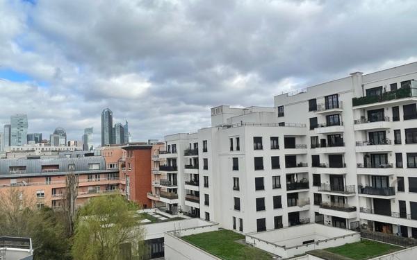 Appartement à louer    2 pièces • 44,52 m2 Suresnes