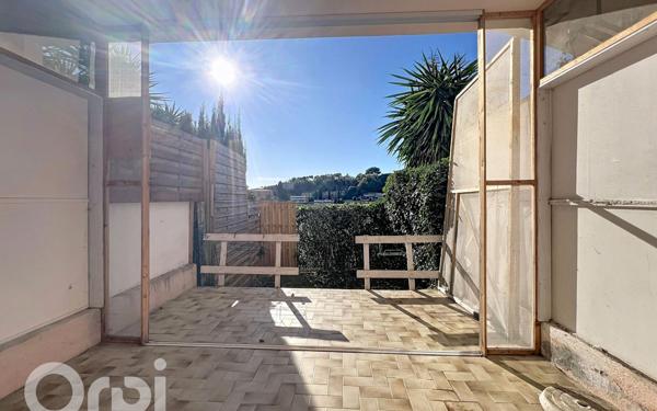 Appartement à vendre    2 pièces • 42 m2 Villeneuve-Loubet