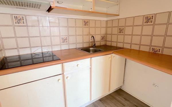 Appartement à vendre    2 pièces • 42 m2 Villeneuve-Loubet