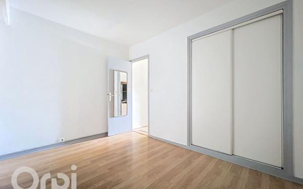 Appartement à vendre    2 pièces • 42 m2 Villeneuve-Loubet