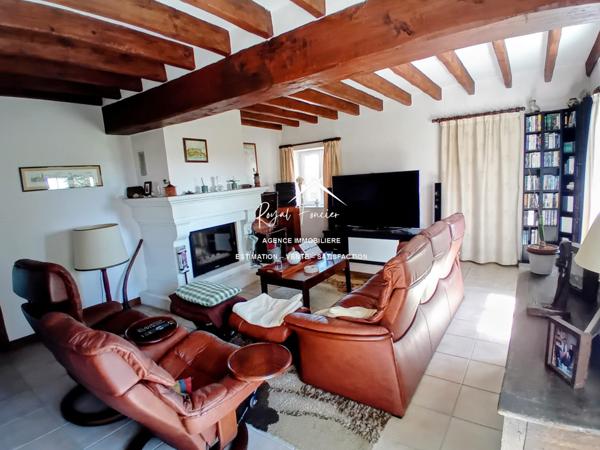 Vue sur la campagne, venez poser vos valises dans cette charmante maison familiale