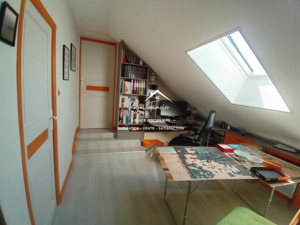 Vue sur la campagne, venez poser vos valises dans cette charmante maison familiale