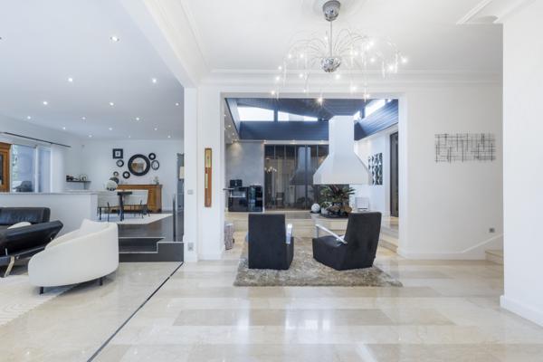 Vezin-le-Coquet (35132) MAISON D'EXCEPTION AU COEUR D'UN BEAU PARC ARBORE AUX PORTES DE RENNES