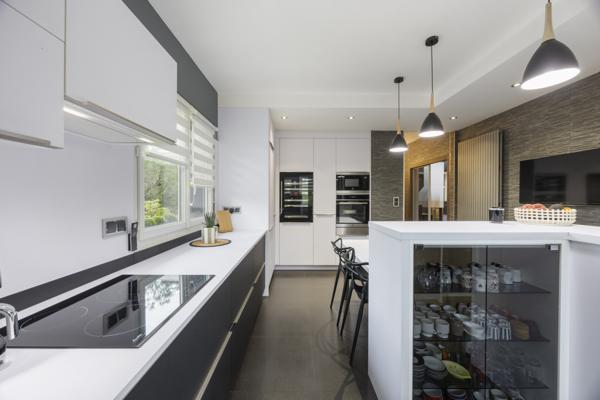 Vezin-le-Coquet (35132) MAISON D'EXCEPTION AU COEUR D'UN BEAU PARC ARBORE AUX PORTES DE RENNES