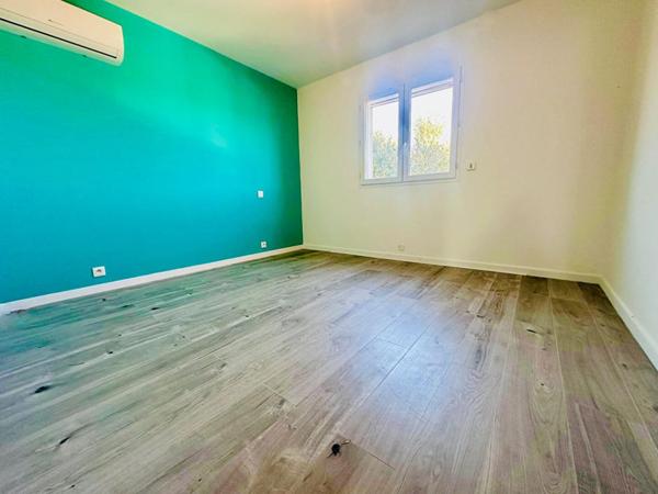 Villa 6 pièces 144 m2 avec jardin et garage