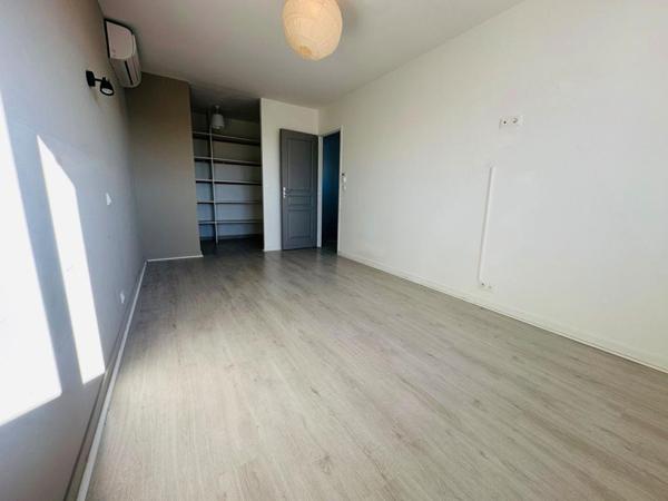 Villa 6 pièces 144 m2 avec jardin et garage