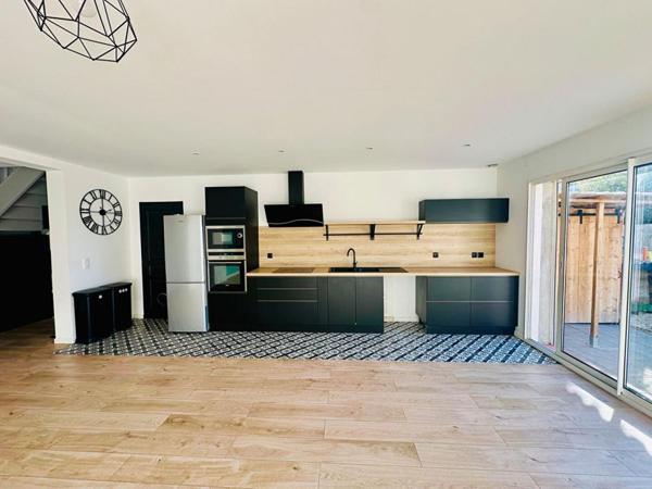 Villa 6 pièces 144 m2 avec jardin et garage