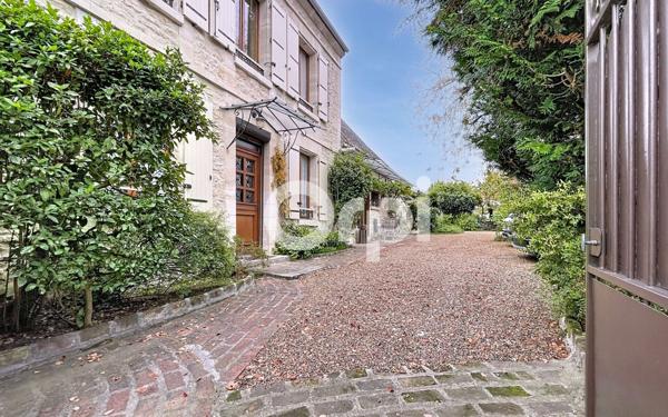 Maison à vendre    6 pièces • 121 m2 Mouy