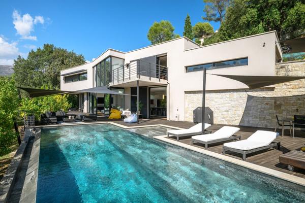 Vente Maison contemporaine La Colle-sur-Loup 6 Pièces 237.5 m²