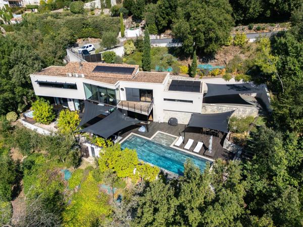 Vente Maison contemporaine La Colle-sur-Loup 6 Pièces 237.5 m²