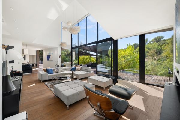 Vente Maison contemporaine La Colle-sur-Loup 6 Pièces 237.5 m²