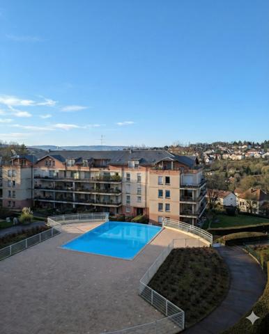 Metz (57070) METZ // Appartement T3 DE 81 m² // RESIDENCE 2010 SECURISEE AC PISCINE TERASSE GARAGE CAVE 2 CHAMBRES