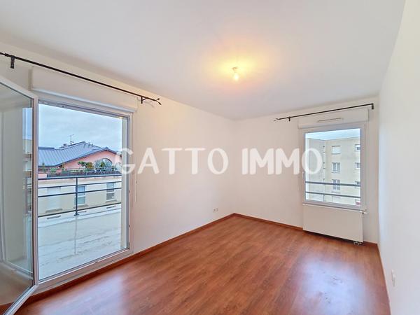 Metz (57070) METZ // Appartement T3 DE 81 m² // RESIDENCE 2010 SECURISEE AC PISCINE TERASSE GARAGE CAVE 2 CHAMBRES