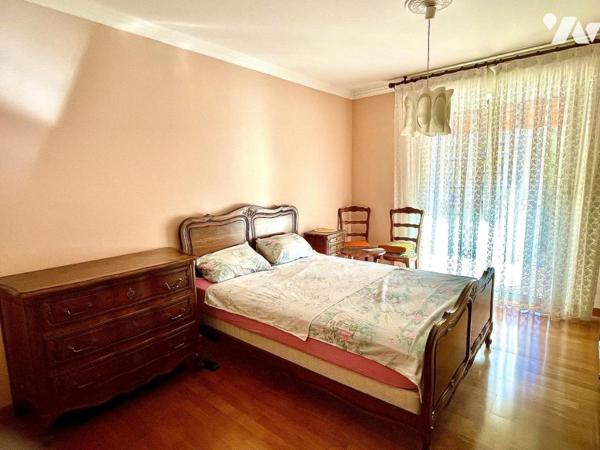 Menton Careï, 3 pièces Balcon vue dégagée, cave 