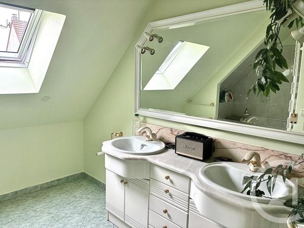 Maison à vendre  6 pièces - 200 m2 ORMESSON SUR MARNE - 94