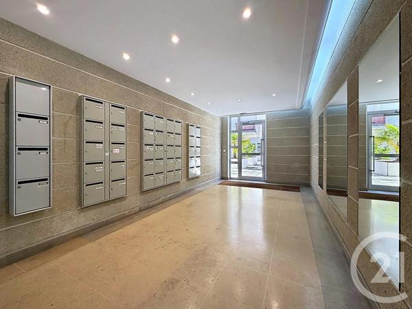 Appartement T2 à vendre  2 pièces - 44 m 2   REIMS  - 51
