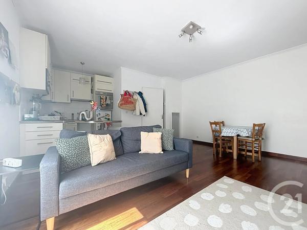 Appartement T2 à vendre  2 pièces - 44 m 2   REIMS  - 51