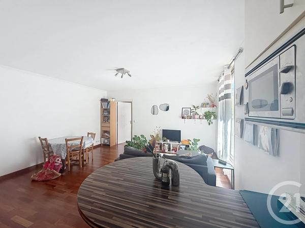 Appartement T2 à vendre  2 pièces - 44 m 2   REIMS  - 51