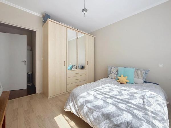 Appartement T2 à vendre  2 pièces - 44 m 2   REIMS  - 51
