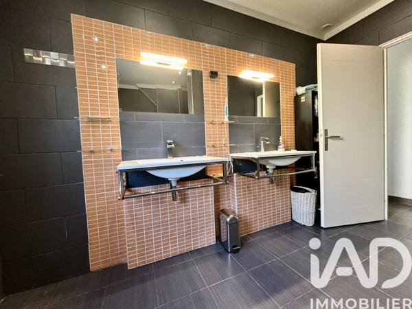 Maison à vendre 5 pièces 179 m² Cestas