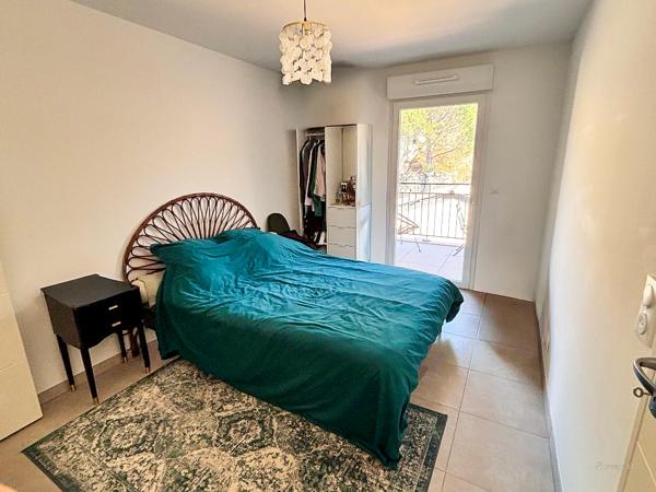 Septèmes-les-Vallons (13240) Appartement 2 pièces dans résidence récente "Le Ruby" avec terrasse au cœur du village.